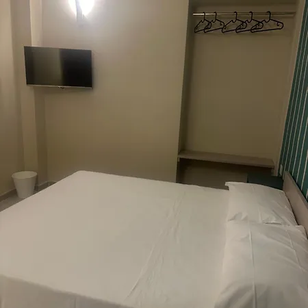 Bed & Breakfast Lungomare 3*